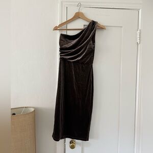One-Shoulder Velvet Chocolate Brown Dress